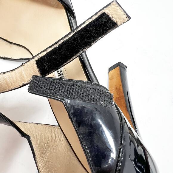 Manolo Blahnik Black Patent Leather Mary Jane Pumps Womens sz US 7.5, IT 37.5 - Picture 13 of 16